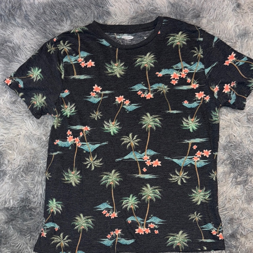Old Navy Black and Green Short Sleeve Tee with Tropical Print